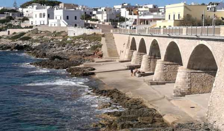 SANTA MARIA DI LEUCA ,DAL VALORE AL PREZZO: LA MEMORIA PERDUTA DI UNA GENERAZIONE